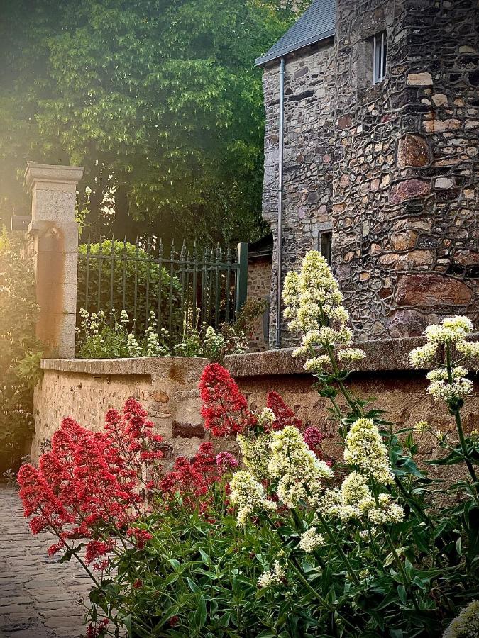 Bed and Breakfast Cote Jardin Sainte-Suzanne  Zewnętrze zdjęcie