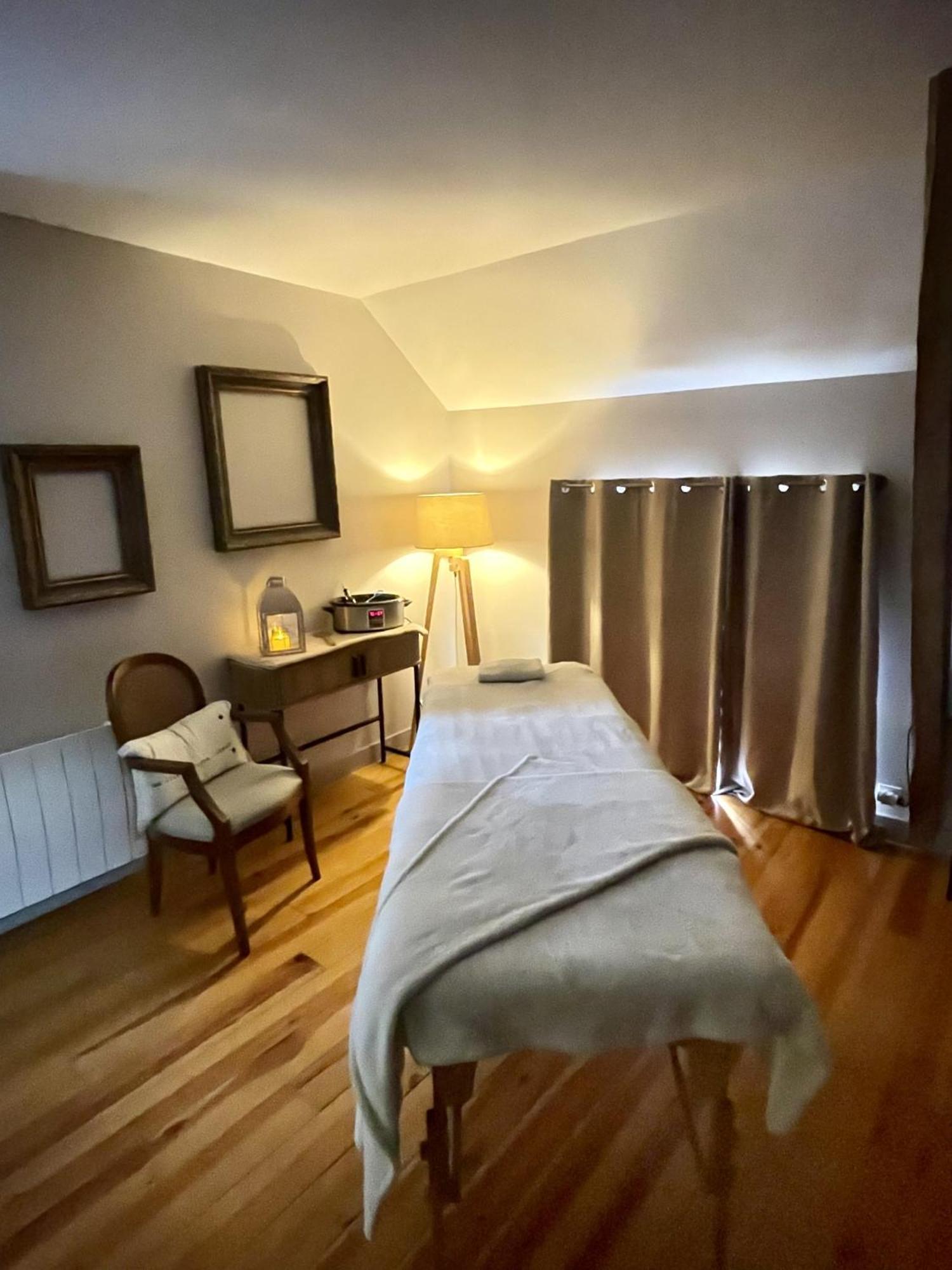 Bed and Breakfast Cote Jardin Sainte-Suzanne  Zewnętrze zdjęcie